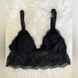 Victoria Secret Women's Petite Black Lace Bra
